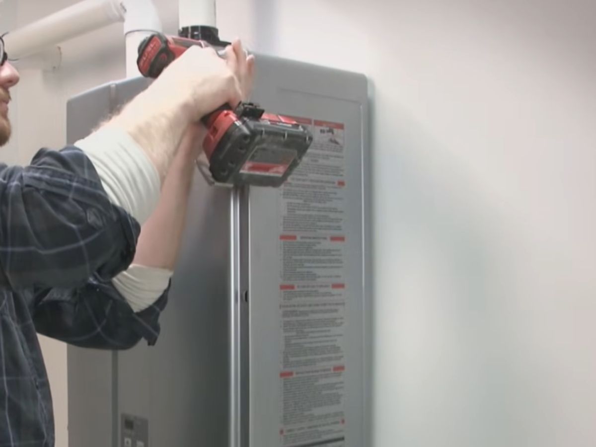 Tankless Water Heater Service in Wilmington, NC in Wilmington, NC